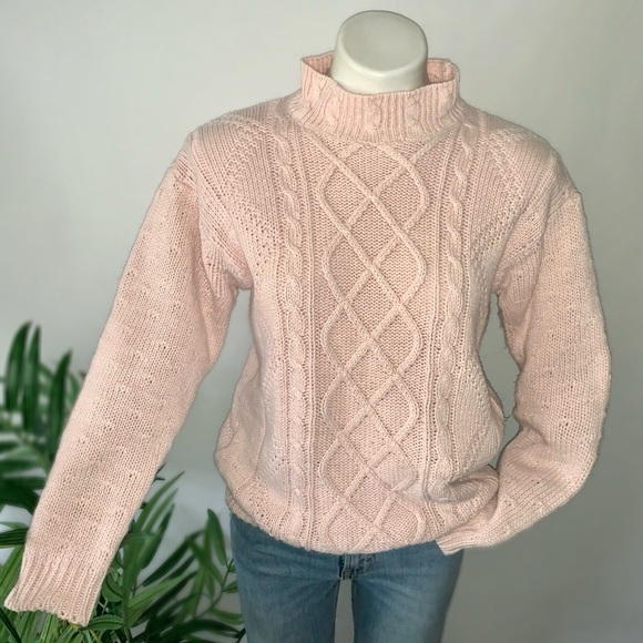 v i n t a g e :: Chunky Pastel Fisherman Aran Cable Knit Sweater - Picture 2 of 14